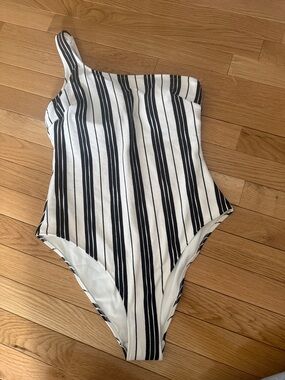 One-Shoulder Black & White Striped  One-Piece Swimsuit